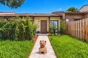 460 NE 211th Terrace, Miami, FL 33179 - Photo 2