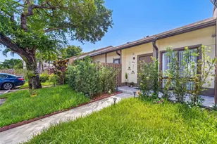 460 NE 211th Terrace, Miami, FL 33179 - Photo 28
