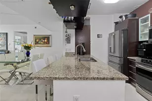 951 Brickell Ave, Miami, FL 33131 - Photo 8
