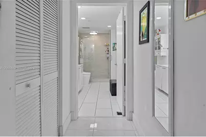 951 Brickell Ave #605, Miami, FL 33131 - Photo 20