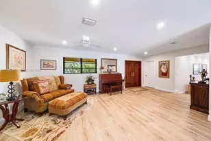 20011 NE 25th Ave, Miami, FL 33180 - Photo 10