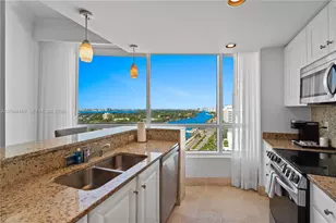 4401 Collins Ave, Miami Beach, FL 33140 - Photo 18