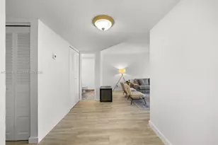 16565 NE 26th Ave, North Miami Beach, FL 33160 - Photo 4
