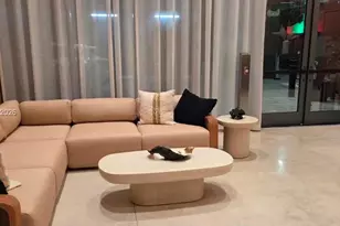 121 NE 5th St, Miami, FL 33132 - Photo 2