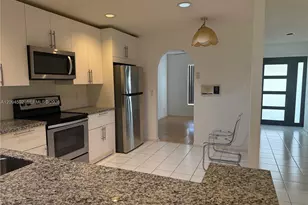 2444 Stonegate Dr, Wellington, FL 33414 - Photo 10