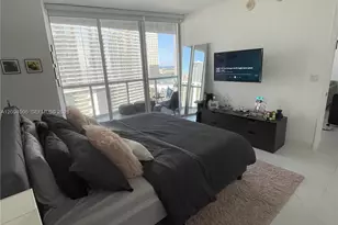 475 Brickell Ave, Miami, FL 33131 - Photo 4