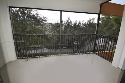 8592 W Sunrise Blvd #303, Plantation, FL 33322 - Photo 16