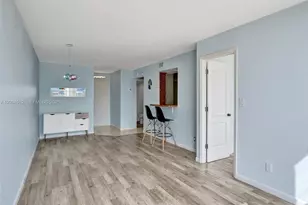 2001 Atlantic Shores Blvd, Hallandale Beach, FL 33009 - Photo 8