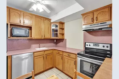 2001 Atlantic Shores Blvd #419, Hallandale Beach, FL 33009 - Photo 1