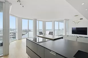 244 Biscayne Blvd, Miami, FL 33132 - Photo 12