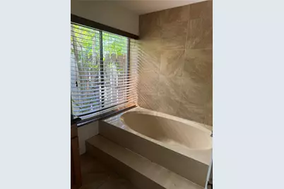 637 Executive Center Dr #N103, West Palm Beach, FL 33401 - Photo 4