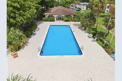 2700 Riverside Dr #302-B, Coral Springs, FL 33065 - Photo 30