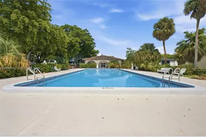 2700 Riverside Dr #302-B, Coral Springs, FL 33065 - Photo 28