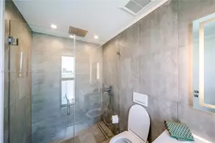 1930 Bay Dr, Miami Beach, FL 33141 - Photo 30