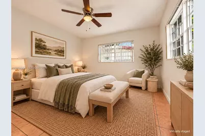 571 NE 172nd St, North Miami Beach, FL 33162 - Photo 4