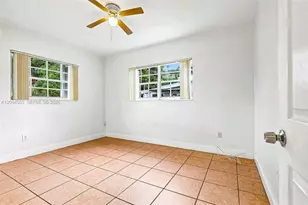 571 NE 172nd St, North Miami Beach, FL 33162 - Photo 20