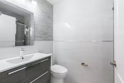 2236 W 74th Pl #9C, Hialeah, FL 33016 - Photo 10