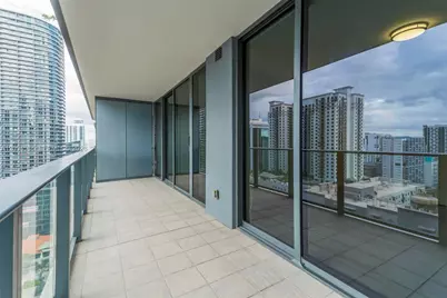1000 Brickell Plaza #2304, Miami, FL 33131 - Photo 22