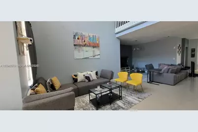8551 NW 108th Ct, Doral, FL 33178 - Photo 2