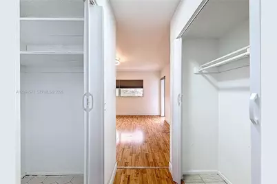 1000 NE 14th Ave #411, Hallandale Beach, FL 33009 - Photo 18
