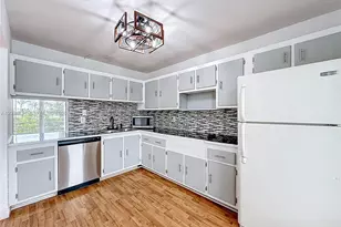 1000 NE 14th Ave, Hallandale Beach, FL 33009 - Photo 1