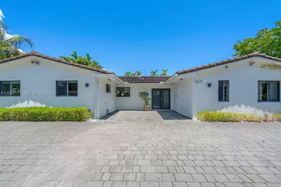 2471 NE 201st St, Miami, FL 33180 - Photo 2