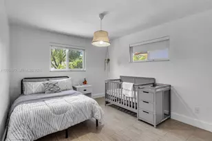 2471 NE 201st St, Miami, FL 33180 - Photo 26