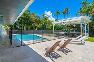 2471 NE 201st St, Miami, FL 33180 - Photo 62
