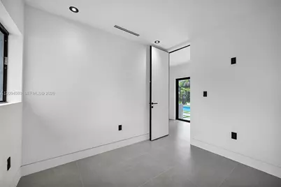 15471 SW 83rd Ave, Palmetto Bay, FL 33157 - Photo 10