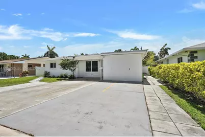 814 NE 4th St #814, Hallandale Beach, FL 33009 - Photo 2