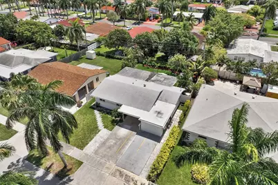 814 NE 4th St #814, Hallandale Beach, FL 33009 - Photo 44