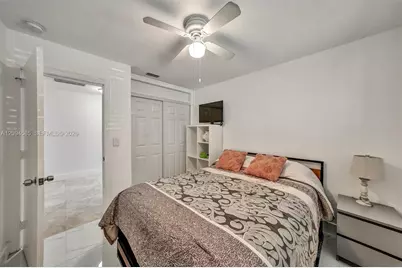 814 NE 4th St #814, Hallandale Beach, FL 33009 - Photo 32