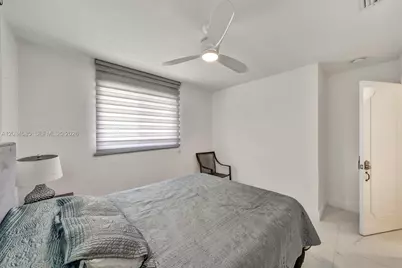 814 NE 4th St #814, Hallandale Beach, FL 33009 - Photo 28