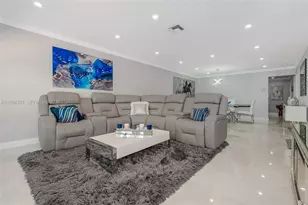 520 NW 46th St, Deerfield Beach, FL 33064 - Photo 2