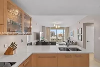 6799 Collins Ave #606, Miami Beach, FL 33141 - Photo 4