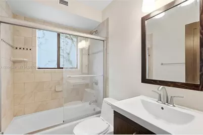 521 N Victoria Park Rd, Fort Lauderdale, FL 33301 - Photo 8