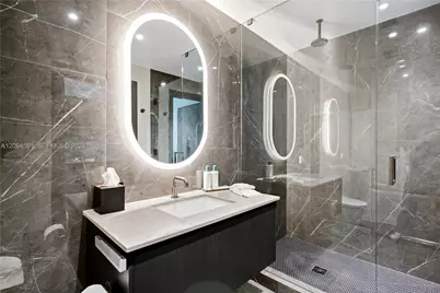 20 NE 11th St #3111, Miami, FL 33132 - Photo 18