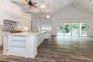 5 Summer Ln, Sewalls Point, FL 34996 - Photo 4