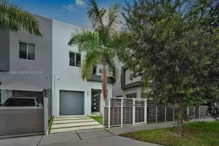 3079 Carter St, Miami, FL 33133 - Photo 2