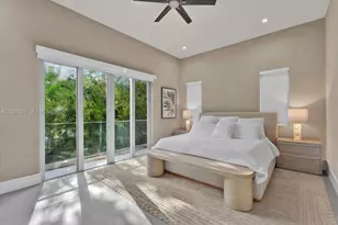 3079 Carter St, Miami, FL 33133 - Photo 14