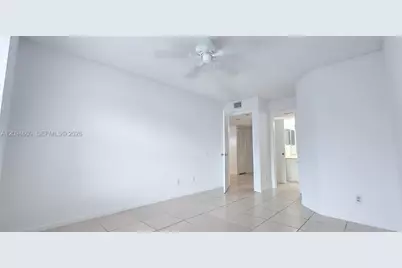 990 Coral Club Dr #990, Coral Springs, FL 33071 - Photo 10