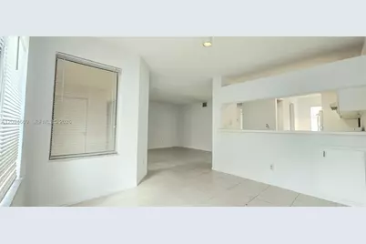 990 Coral Club Dr #990, Coral Springs, FL 33071 - Photo 4