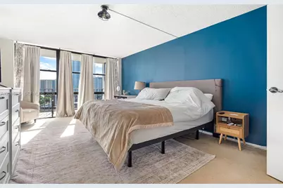800 Parkview Dr #1006, Hallandale Beach, FL 33009 - Photo 32