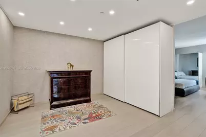 520 Brickell Key Dr #A1015, Miami, FL 33131 - Photo 12