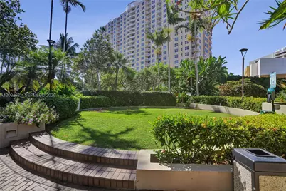 520 Brickell Key Dr #A1015, Miami, FL 33131 - Photo 36