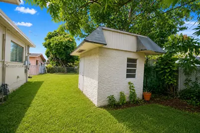 50 NE 132nd Ter, North Miami, FL 33161 - Photo 26
