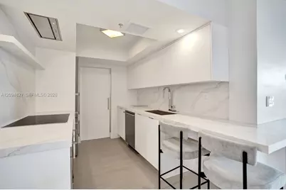 90 Alton Rd #2407, Miami Beach, FL 33139 - Photo 8