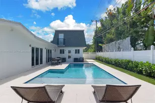 20330 Highland Lakes Blvd, Miami, FL 33179 - Photo 4