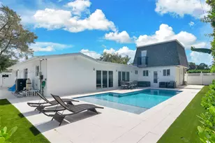 20330 Highland Lakes Blvd, Miami, FL 33179 - Photo 12