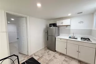 12435 SW 42nd St, Miami, FL 33175 - Photo 4